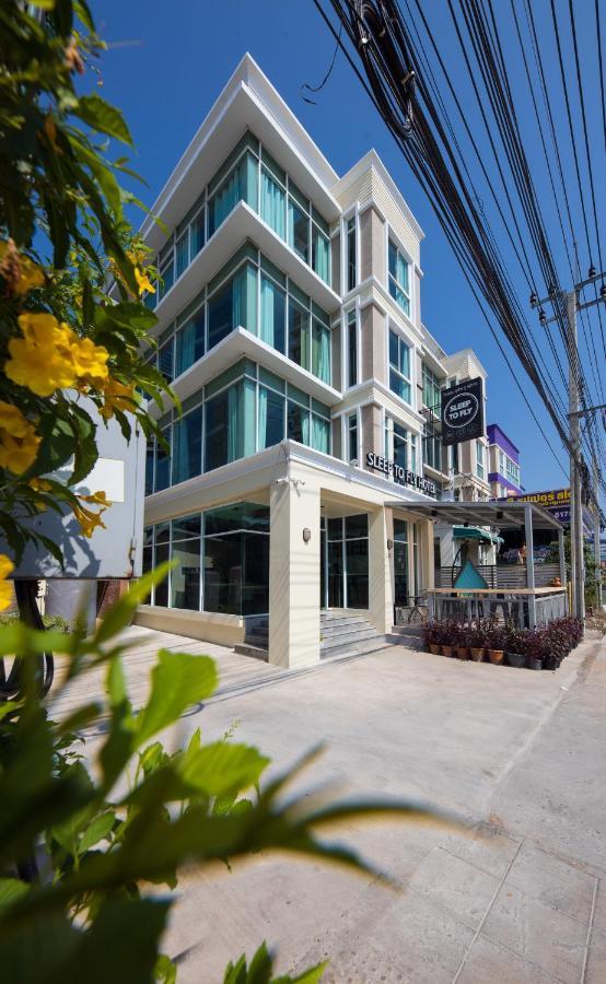 Sleep To Fly Hotel & Hostel Suvarnabhumi Airport Bangkok Bagian luar foto