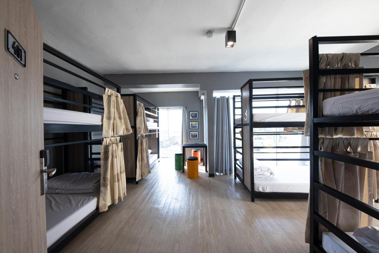 Sleep To Fly Hotel & Hostel Suvarnabhumi Airport Bangkok Bagian luar foto